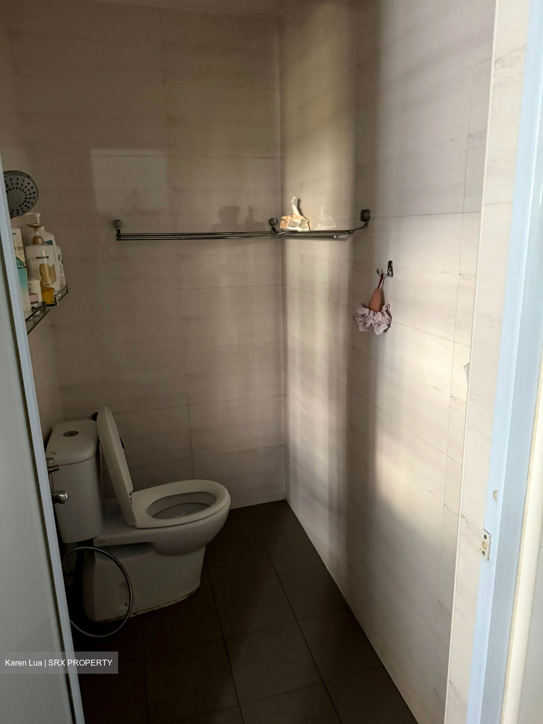 Koon Seng Road (D15), Terrace #591031861